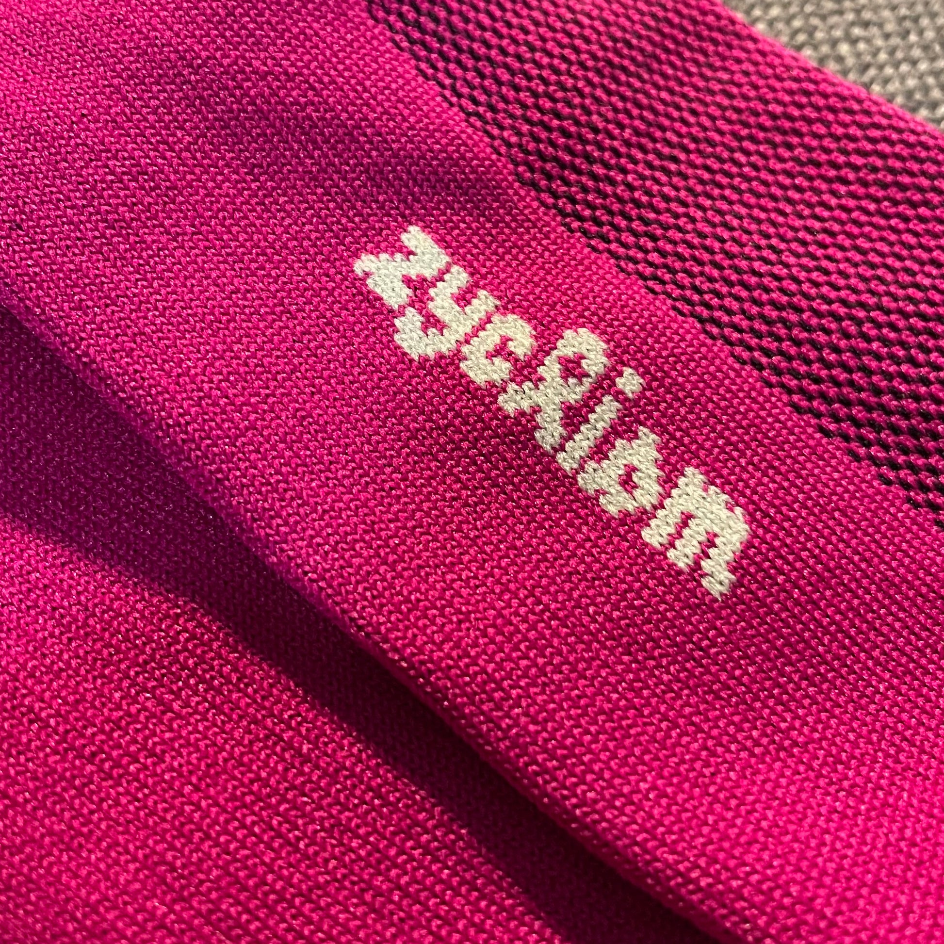 EASY PACY | Rot - ZYCLiSM Hamburg